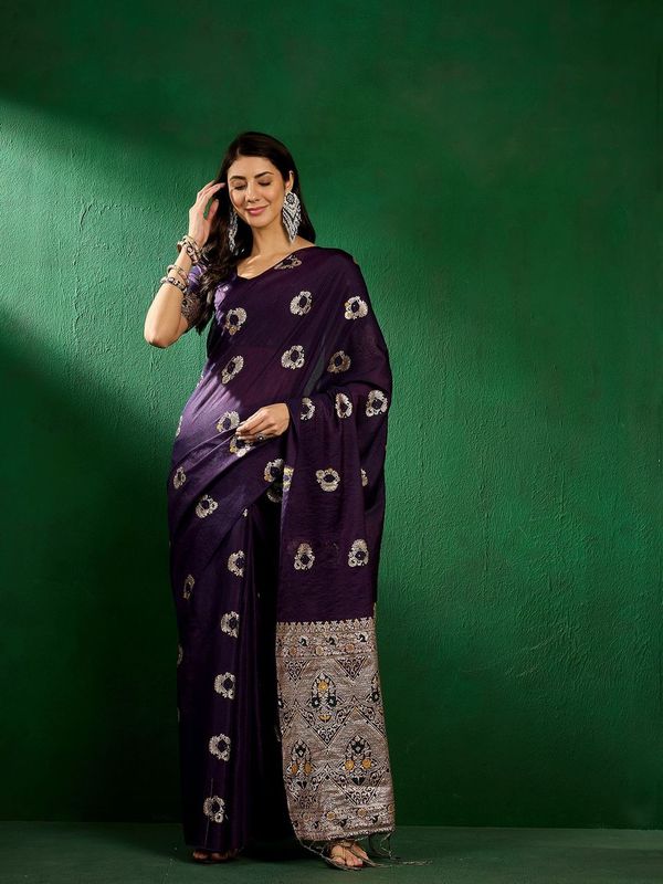 Voilet Wevon Jacquard Designer Staple Dola Cotton Saree