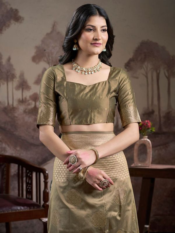 Green Wevon Rich Pallu Designer Lichi Silk Saree