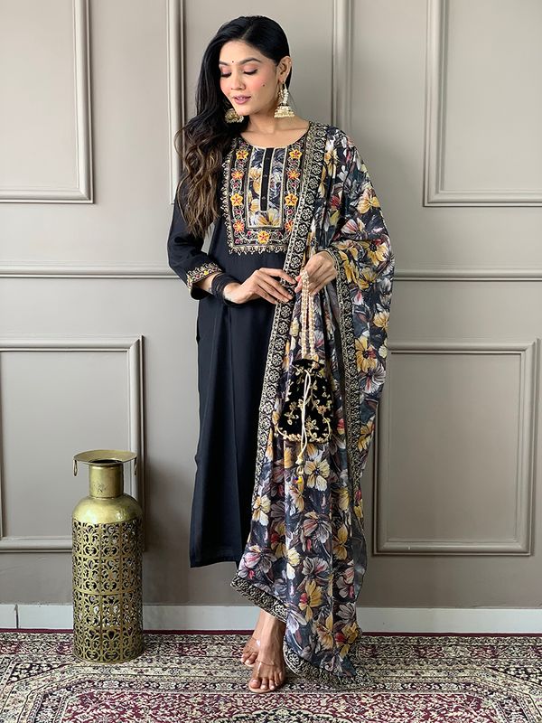 Black Embroidered Kurta Sets