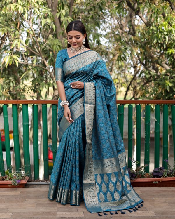 Blue Weaving Bandhej Patola Designer Handloom Silk Saree