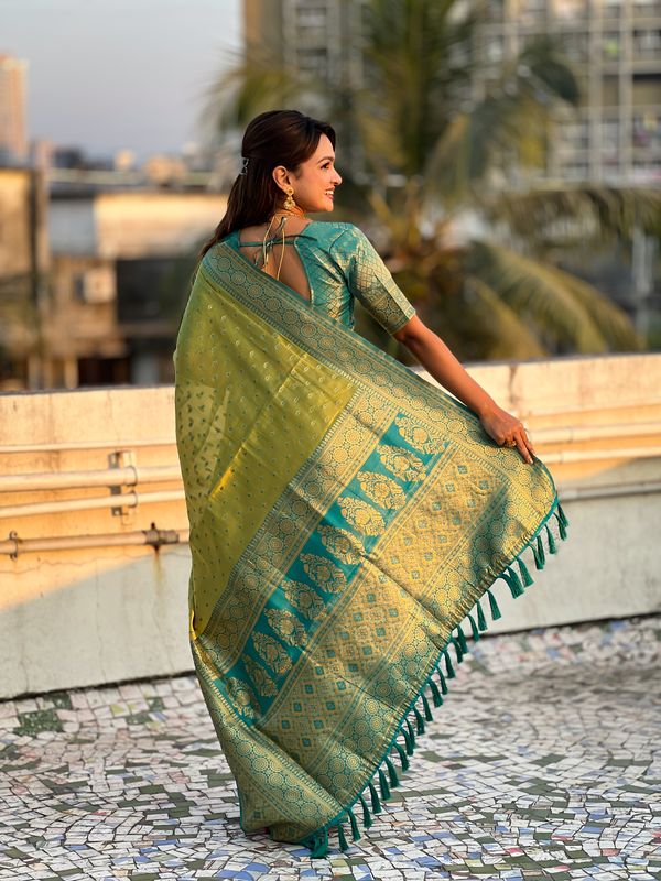 Green Heavy Wevon Jari Designer Tissue Silk Saree