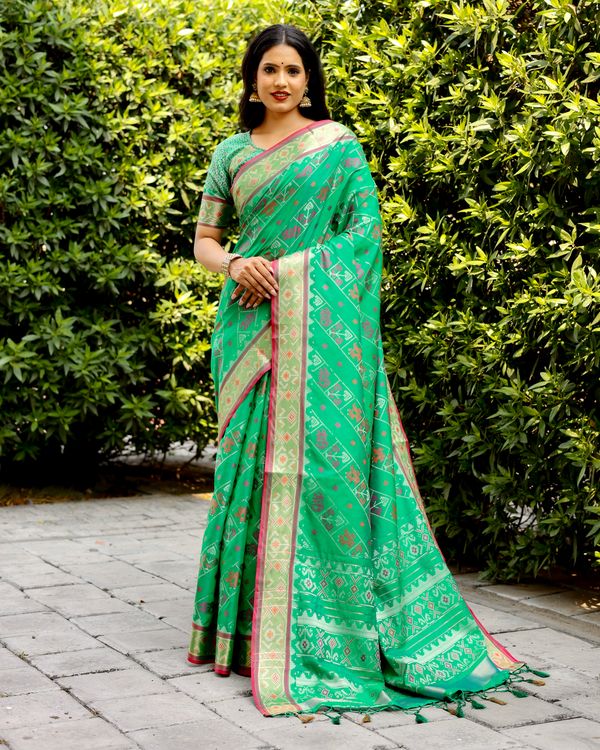 Rama Wevon Ikkat Patola Designer Handloom Silk Saree