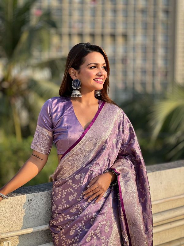 Purple Color Banarasi Silk Wevon Jari Designer Rich Looks Partywear Saree