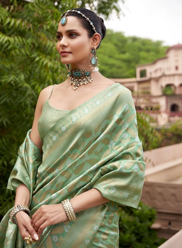 Pista Wevon Brocade Designer Viscose Silk Saree
