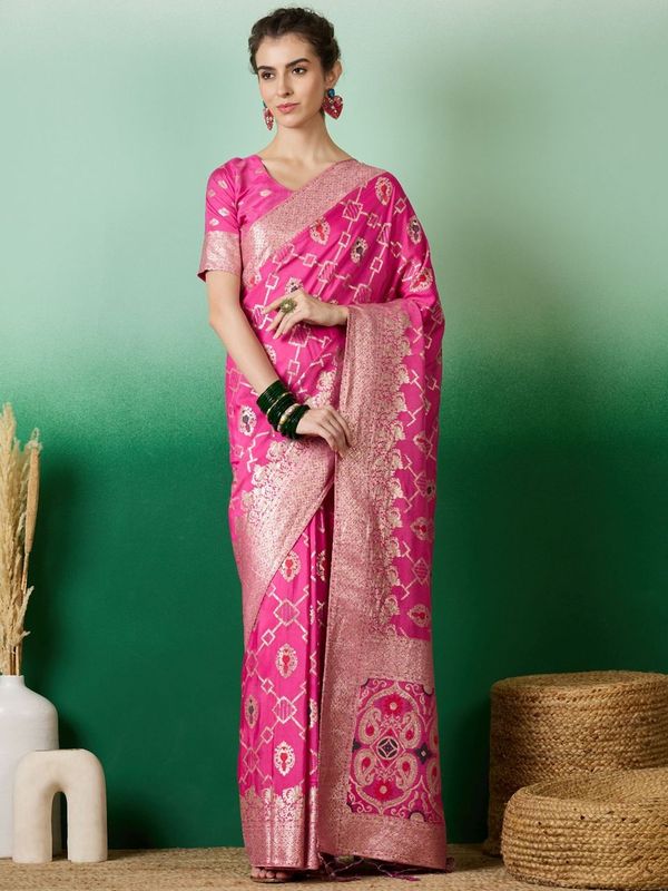 Pink Wevon Jacquard Designer Staple Dola Cotton Saree