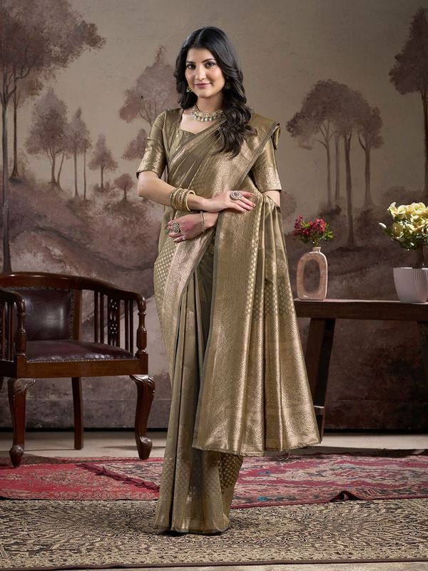 Green Wevon Rich Pallu Designer Lichi Silk Saree