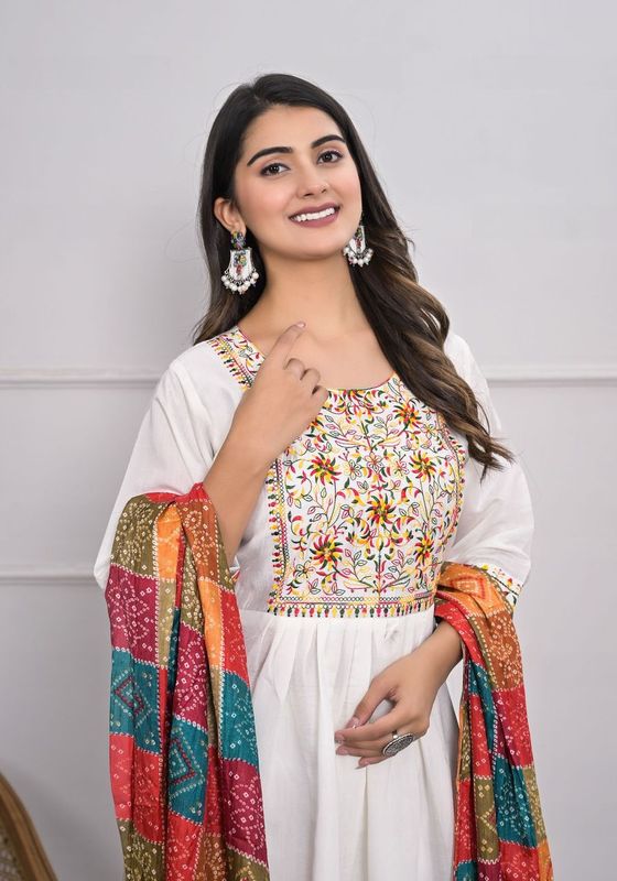 White Color Viscoce Silk Fabric Designer Embroidery Work Salwar Kameez For Ceremonial Looks