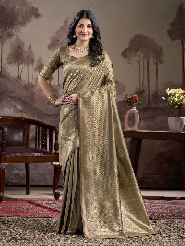 Green Wevon Rich Pallu Designer Lichi Silk Saree