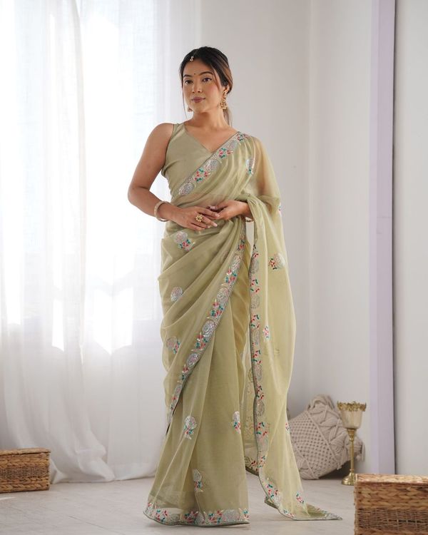 Pista Multy Thread & Sequance Embroidery Work Gold Twill Net Saree