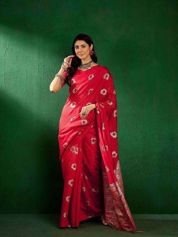 Red Wevon Jacquard Designer Staple Dola Cotton Saree
