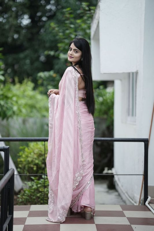Pink Wevon Patta & Sequance Embroidery Work Chiffon Saree