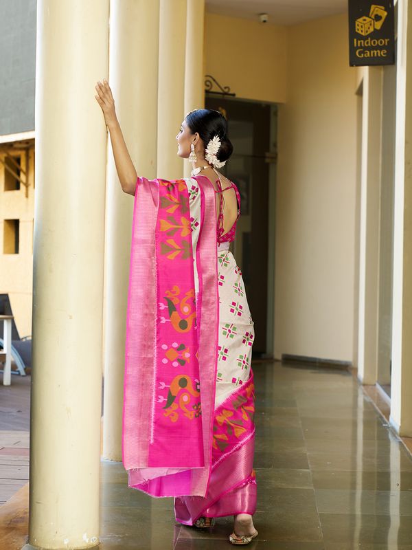 Cream Wevon Patta Designer & Digitl Printed Crepe Saree