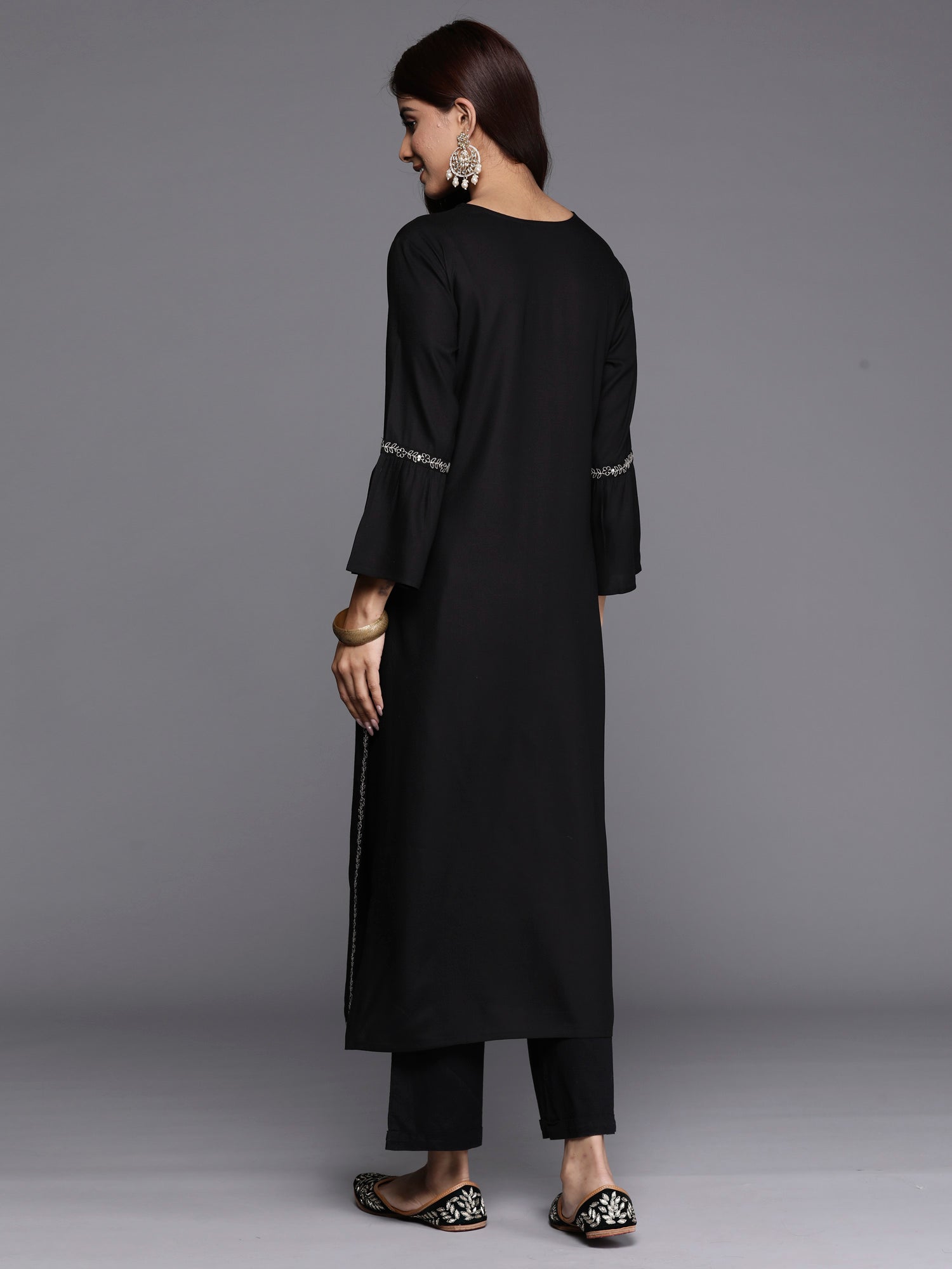 Women Black Embroidered Straight Kurtas