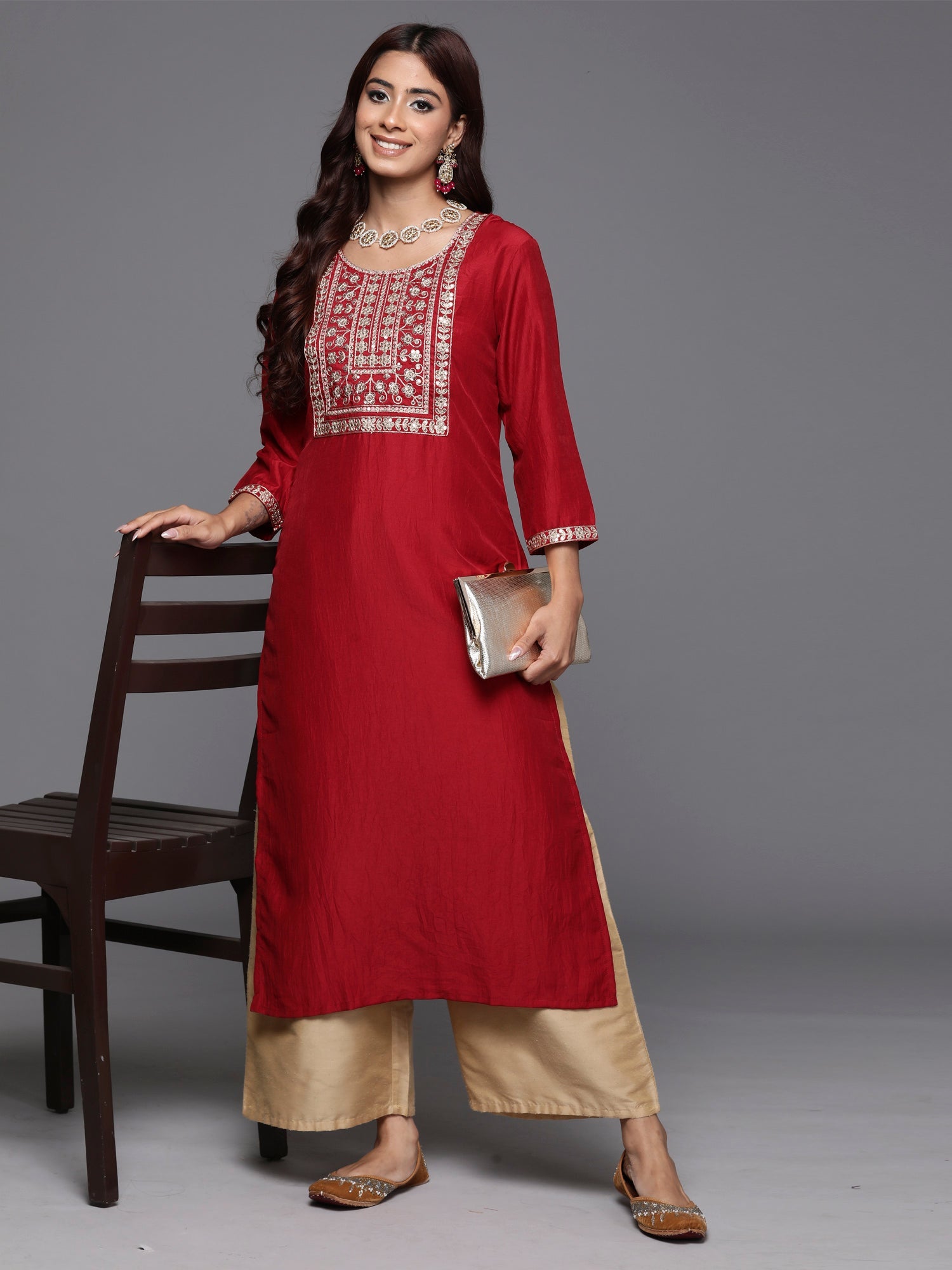 Women Maroon Embroidered Straight Kurtas