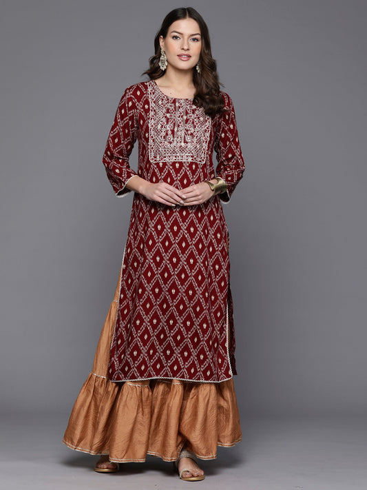 Women Maroon Printed Straight Kurtas