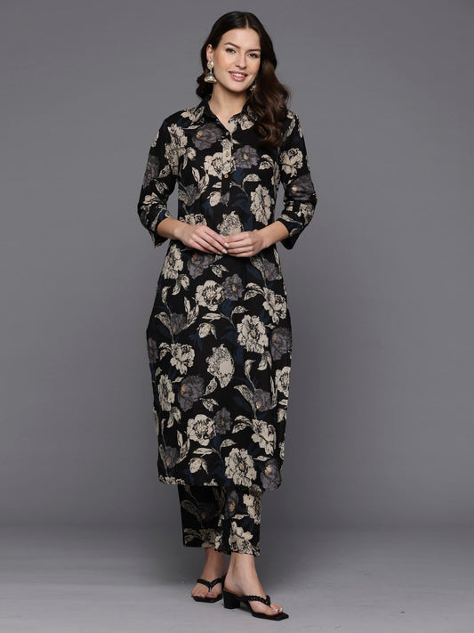 Women Black Printed Straight Kurta Trousers Set