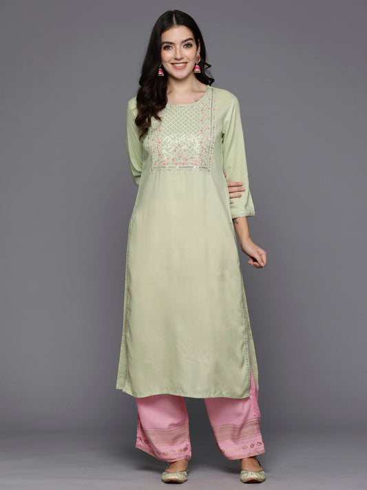 Women Green Embroidered Straight Kurtas