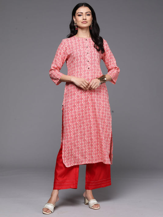 Women Peach Printed Straight Kurtas