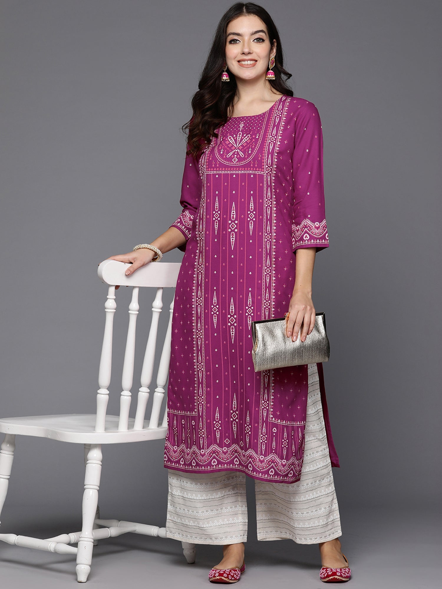 Women Burgundy Printed Straight Kurtas