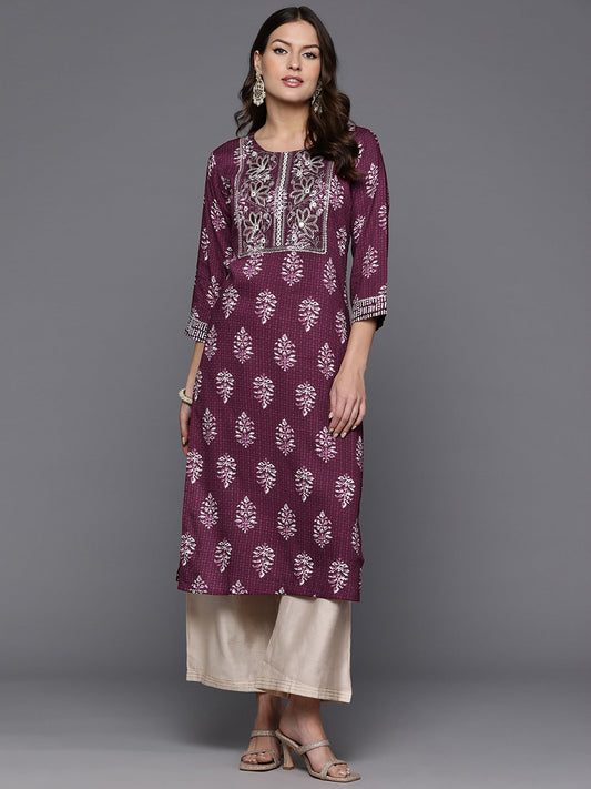 Women Burgundy Printed Straight Kurtas