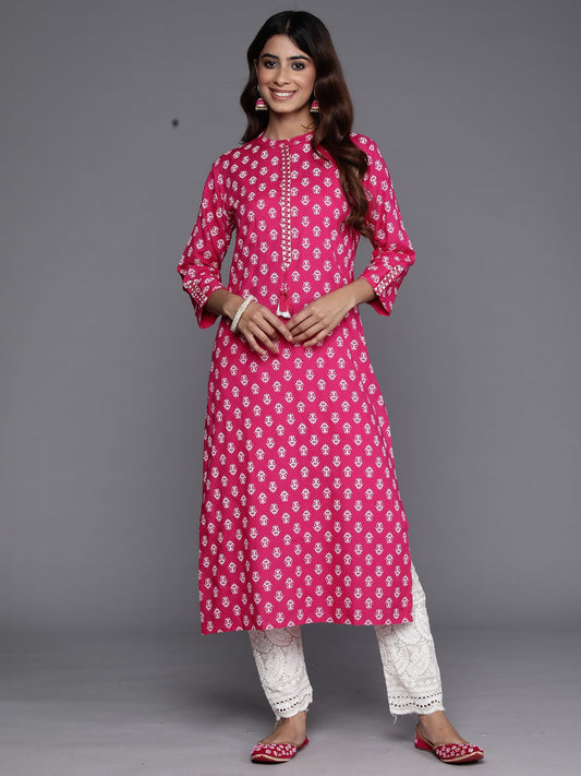 Women Pink Printed Straight Kurtas