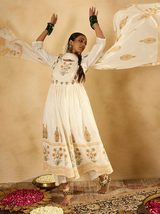 Women Off White Printed A-Line Kurta Trousers With Dupatta Set