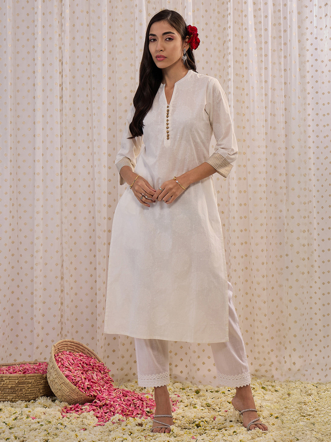 Women Off White Printed Straight Kurtas