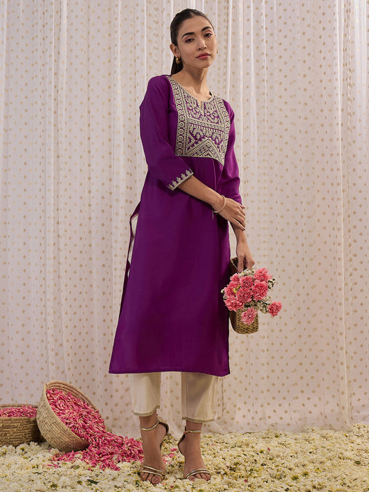 Women Purple Embroidered Straight Kurtas