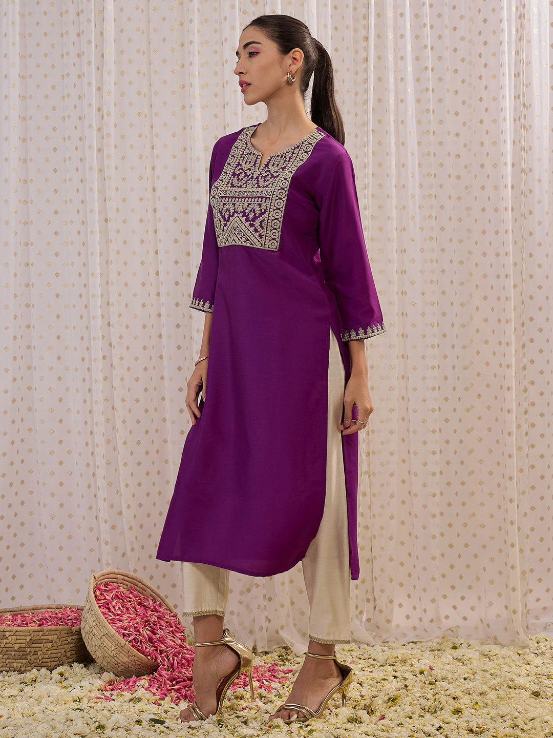 Women Purple Embroidered Straight Kurtas