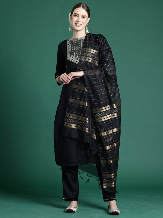 Women Black Self Design Straight Kurta Trousers With Dupatta Set