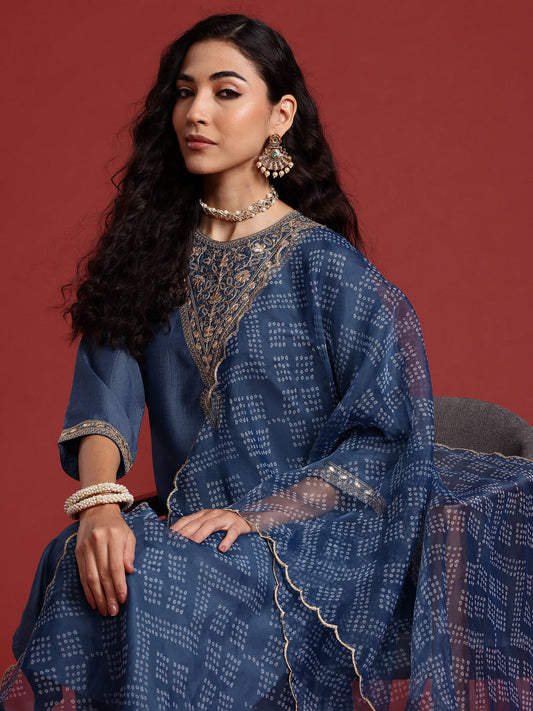 Women Grey Embroidered Straight Kurta Trousers With Dupatta Set