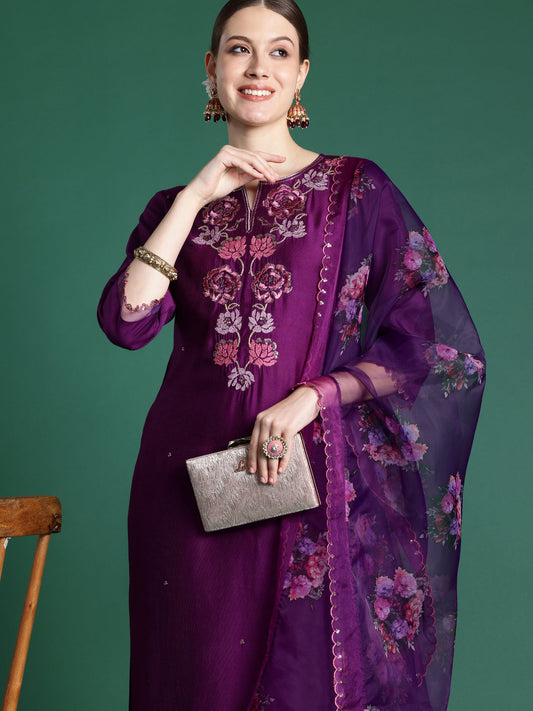 Women Purple Embroidered Straight Kurta Trousers Set