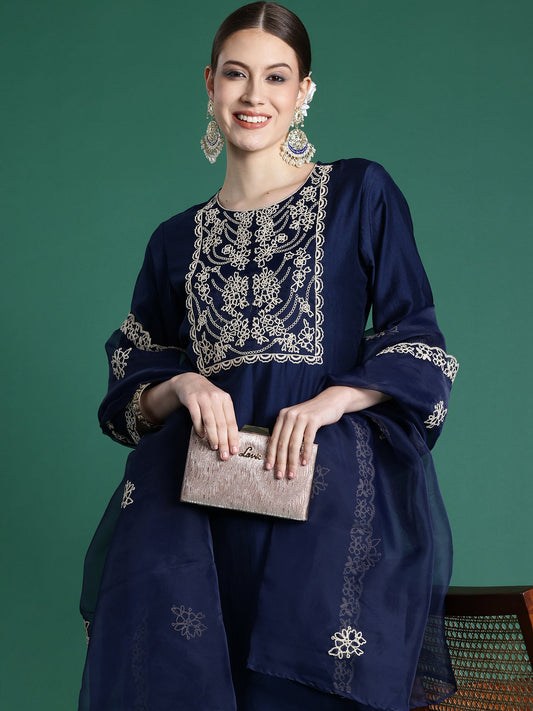 Women Blue Embroidered Straight Kurta Trousers With Dupatta Set