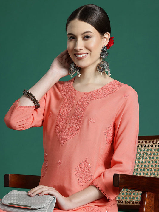 Women Peach Embroidered Straight Kurtas