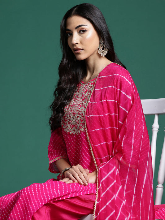 Women Pink Printed Straight Kurta Trousers With Dupatta Set