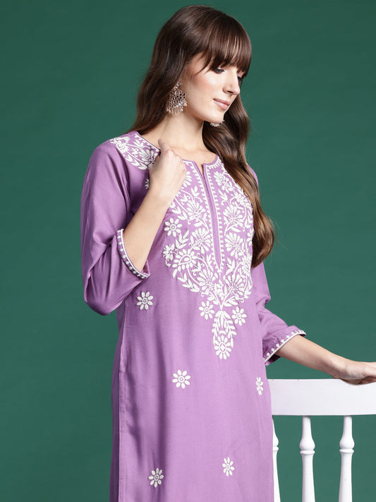 Women Lavender Embroidered Straight Kurtas