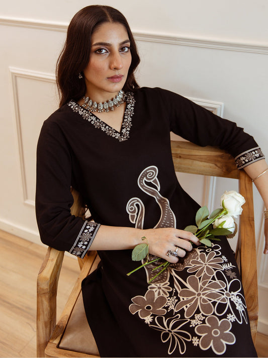 Women Black Embroidered Straight Kurta Trousers  Set