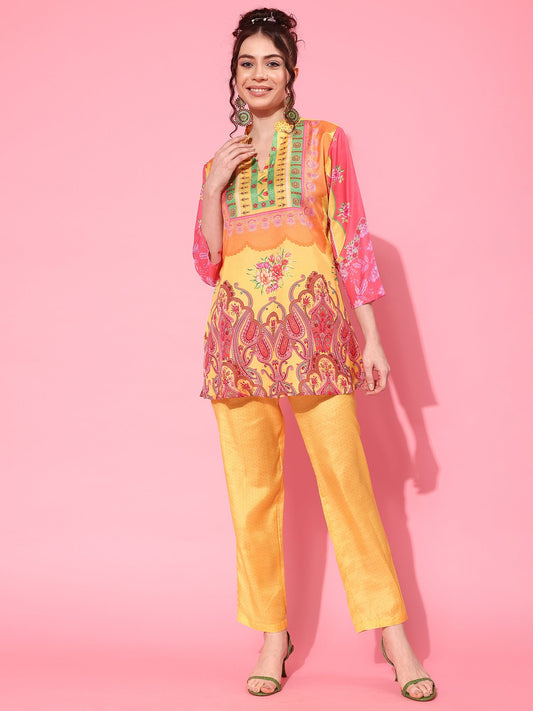 Women Printed Tunic With Trousers Co-Ords