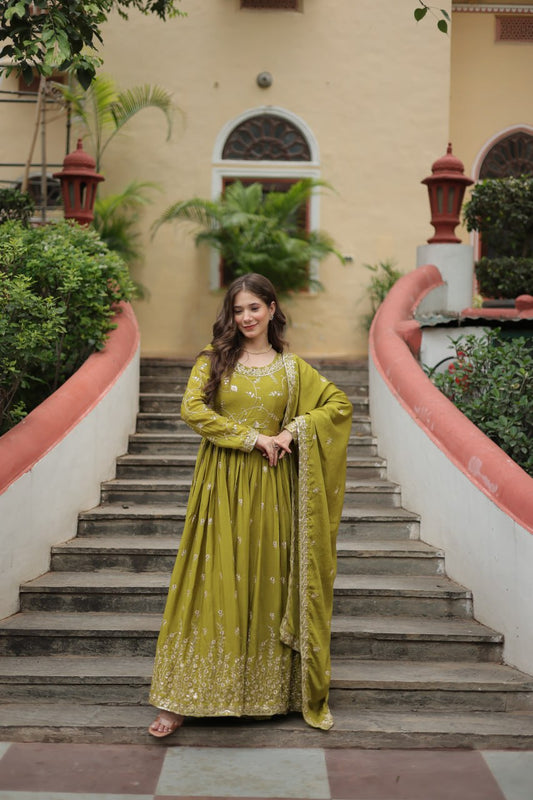 Bright Green Floral Embroidery Kurta set