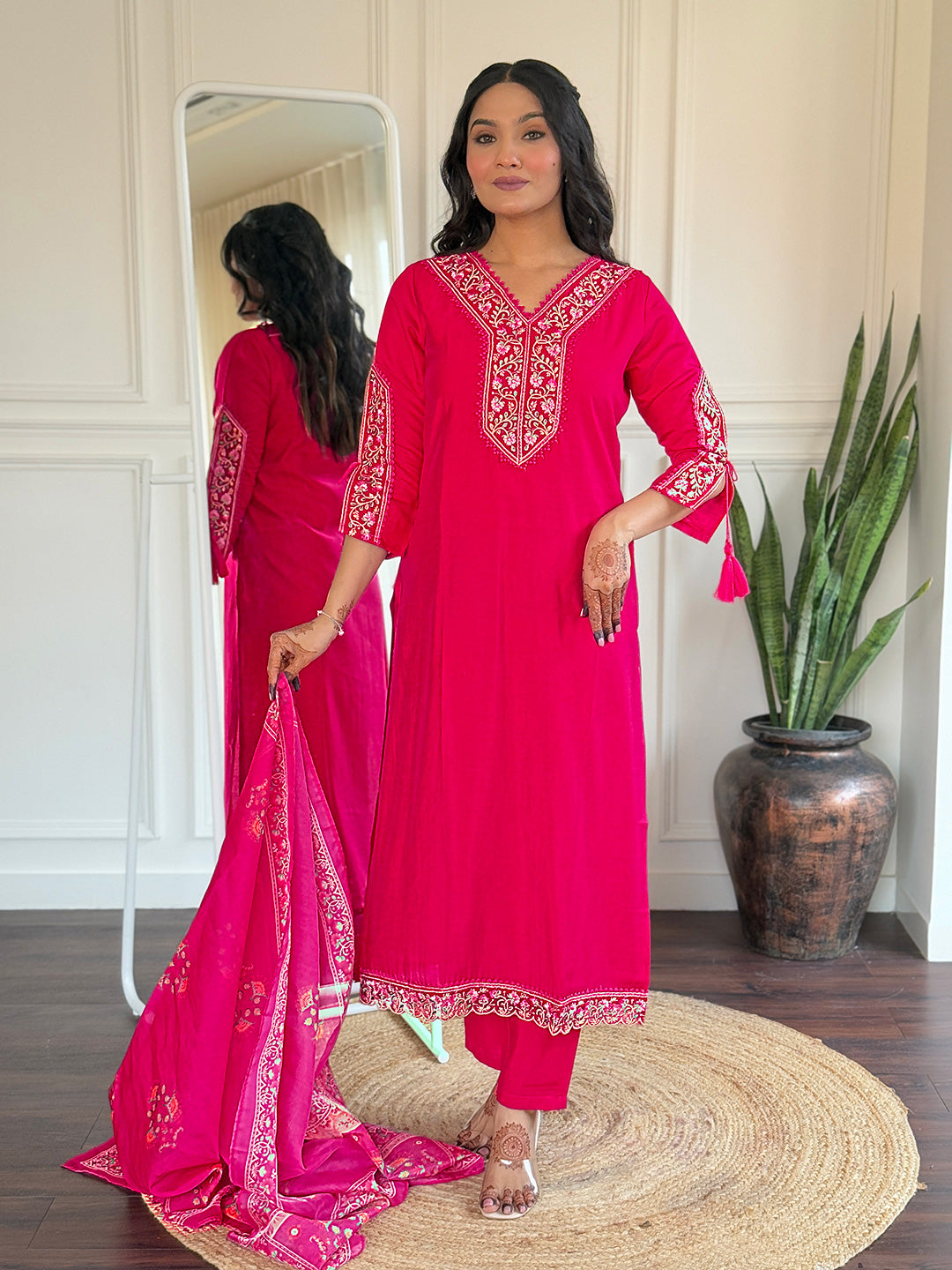 Beautiful Women's Thread work Viscose Fabric Straight Kurta, Pant and Dupatta Set