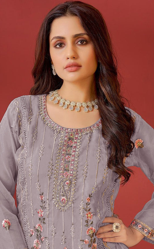 Mauve Georgette Designer Embroidery Work Trendy Graceful Ceremonial Pakistani Salwar Kameez