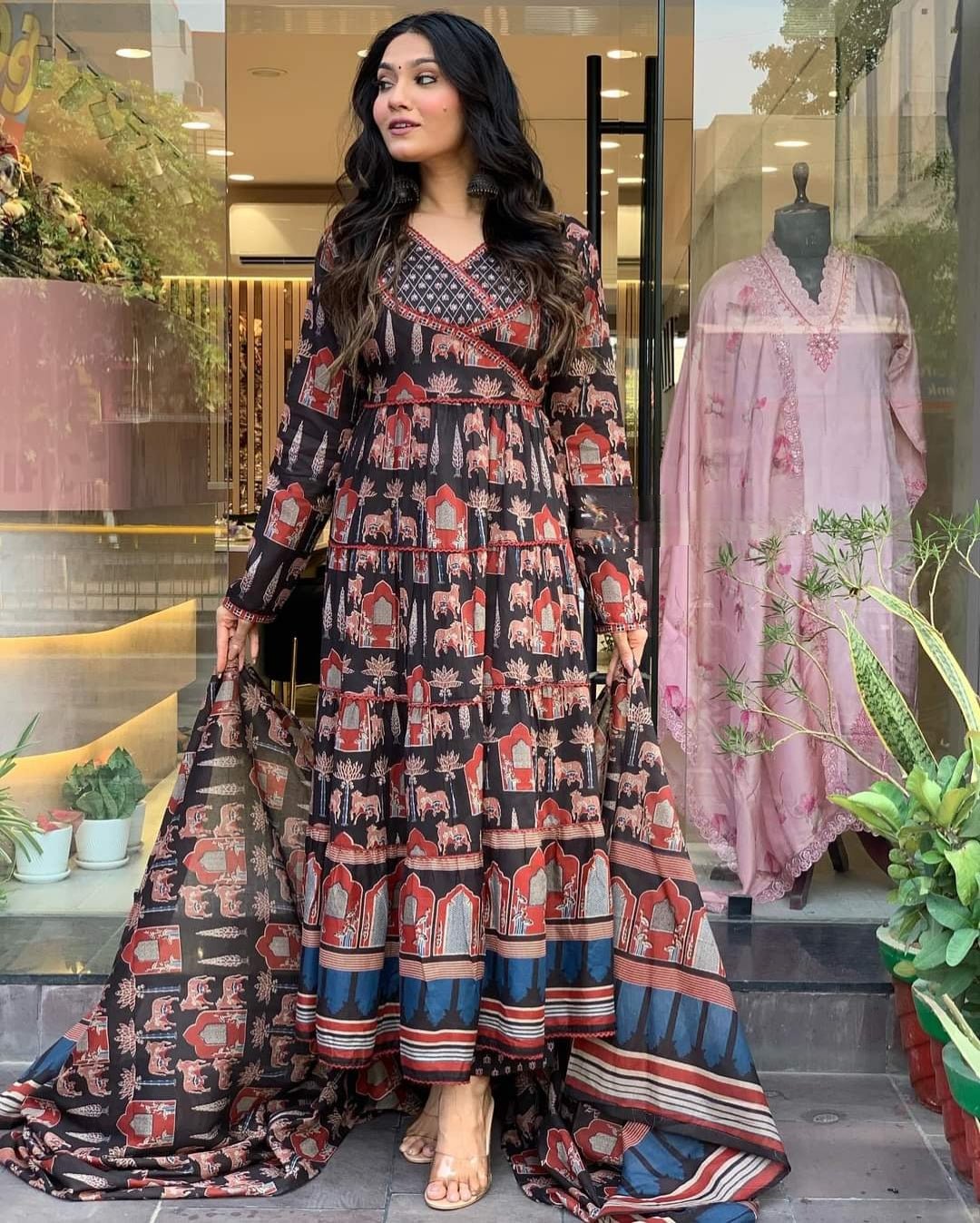Black Embroidered Straight Kurta