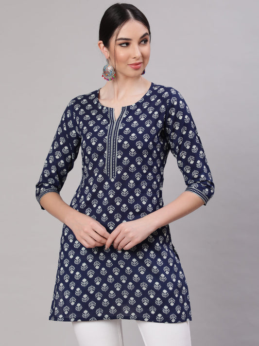 Women Blue Straight Tunic With Three Quarter Sleeves