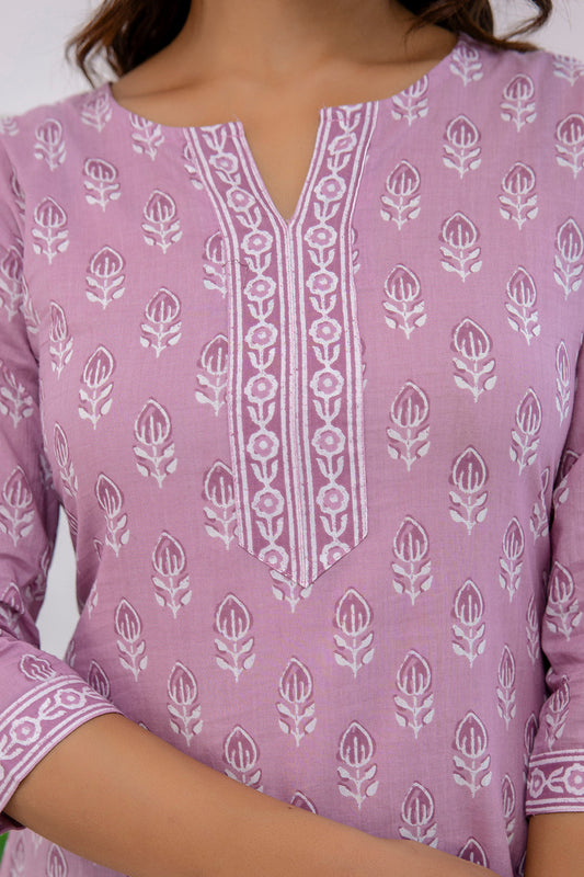 Women Purple Printed Straight Tunic