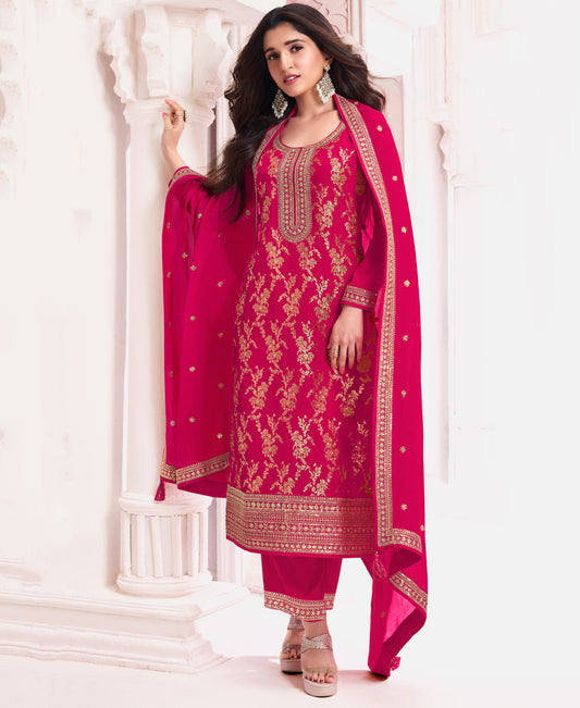 Silk jaqaurd pink straight suit