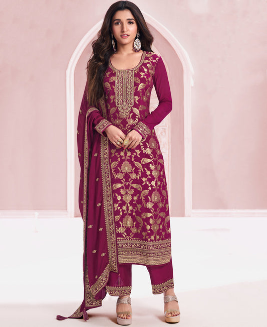 Silk jaqaurd wine straight suit