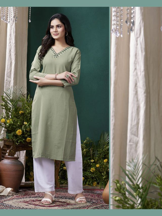 Green Color Formal Looking Kurti With Maaza Cotton Hand Work With Pocket