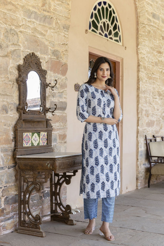 Women Blue Printed Straight Kurta With Trouser