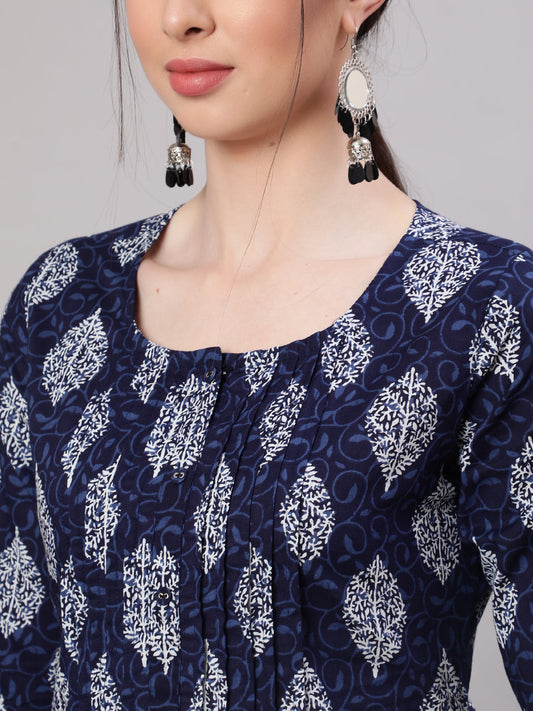 Women Blue Straight Tunic With Three Quarter Sleeves