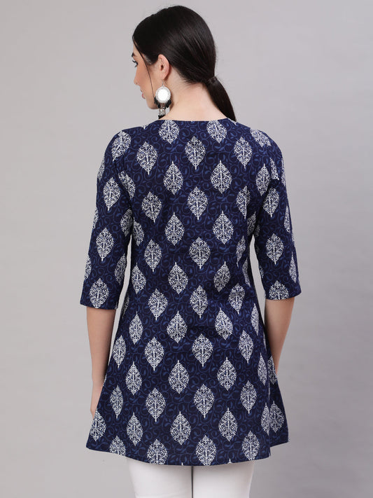 Women Blue Straight Tunic With Three Quarter Sleeves